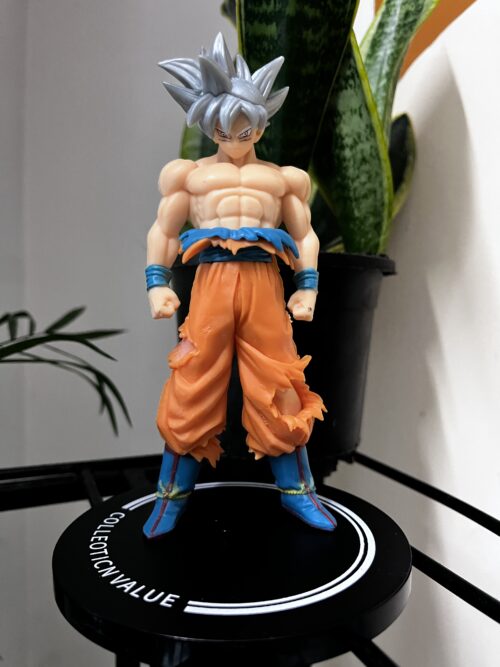 Dragon Ball Z – Goku (Grey Hair) Action Figure | 18 cm Collectible