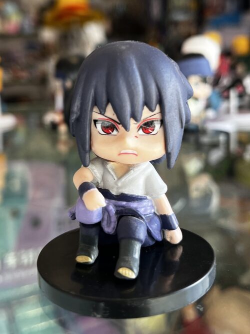 Sasuke Uchiha – Sit Down Mini Figure | 8 cm | Naruto Collectible