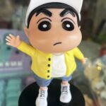 Shin-chan Figurine – 9 cm | Yellow Shirt Collectible
