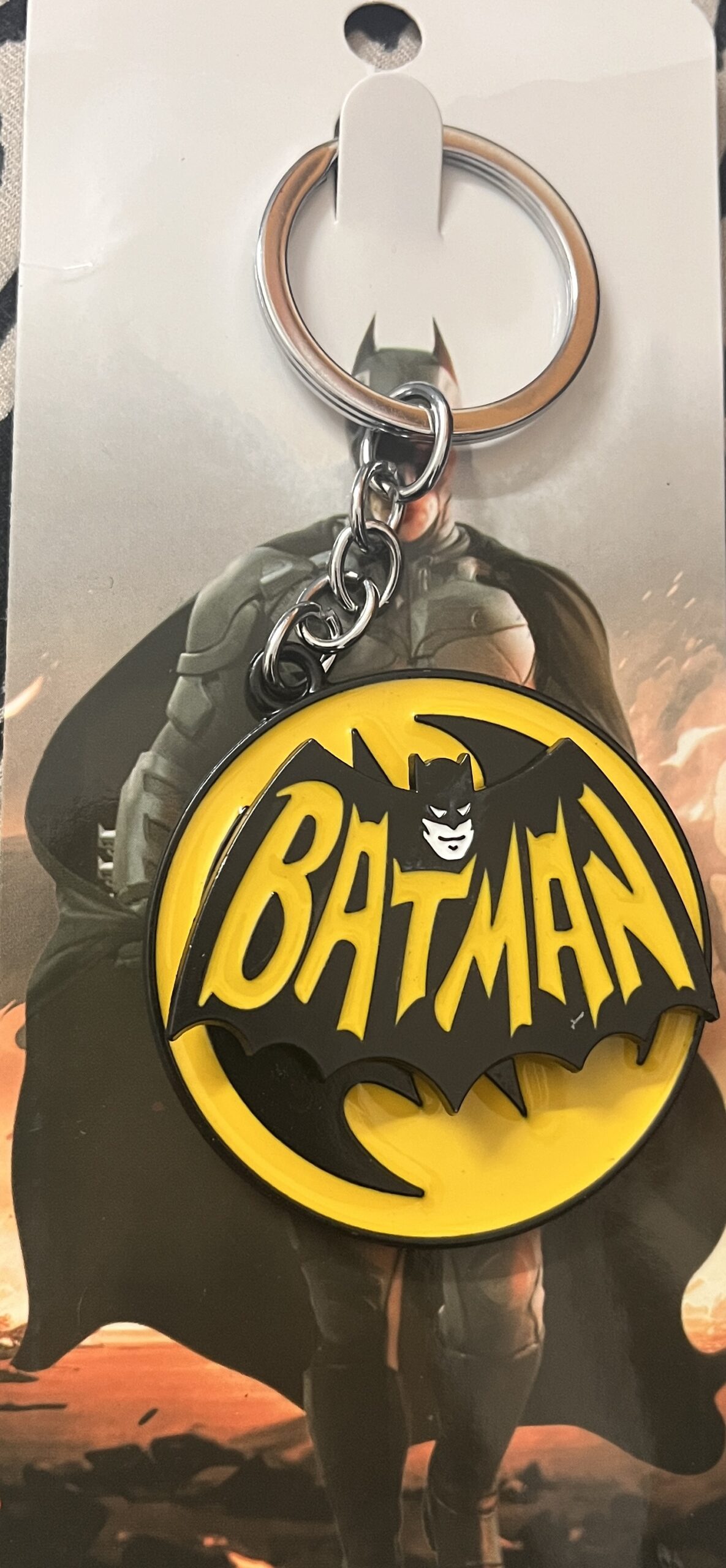 Batman Spinning Metal Keychain – DC Superhero Collectible