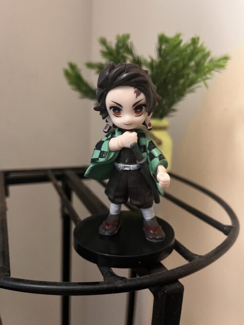 Tanjiro Kamado Figure – 9cm | Demon Slayer Mini Collectible